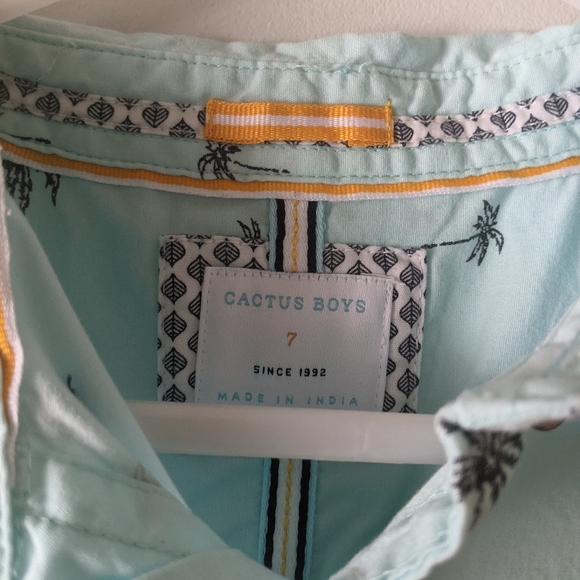 Boy size 7 palm tree shirt - Picture 3 of 3